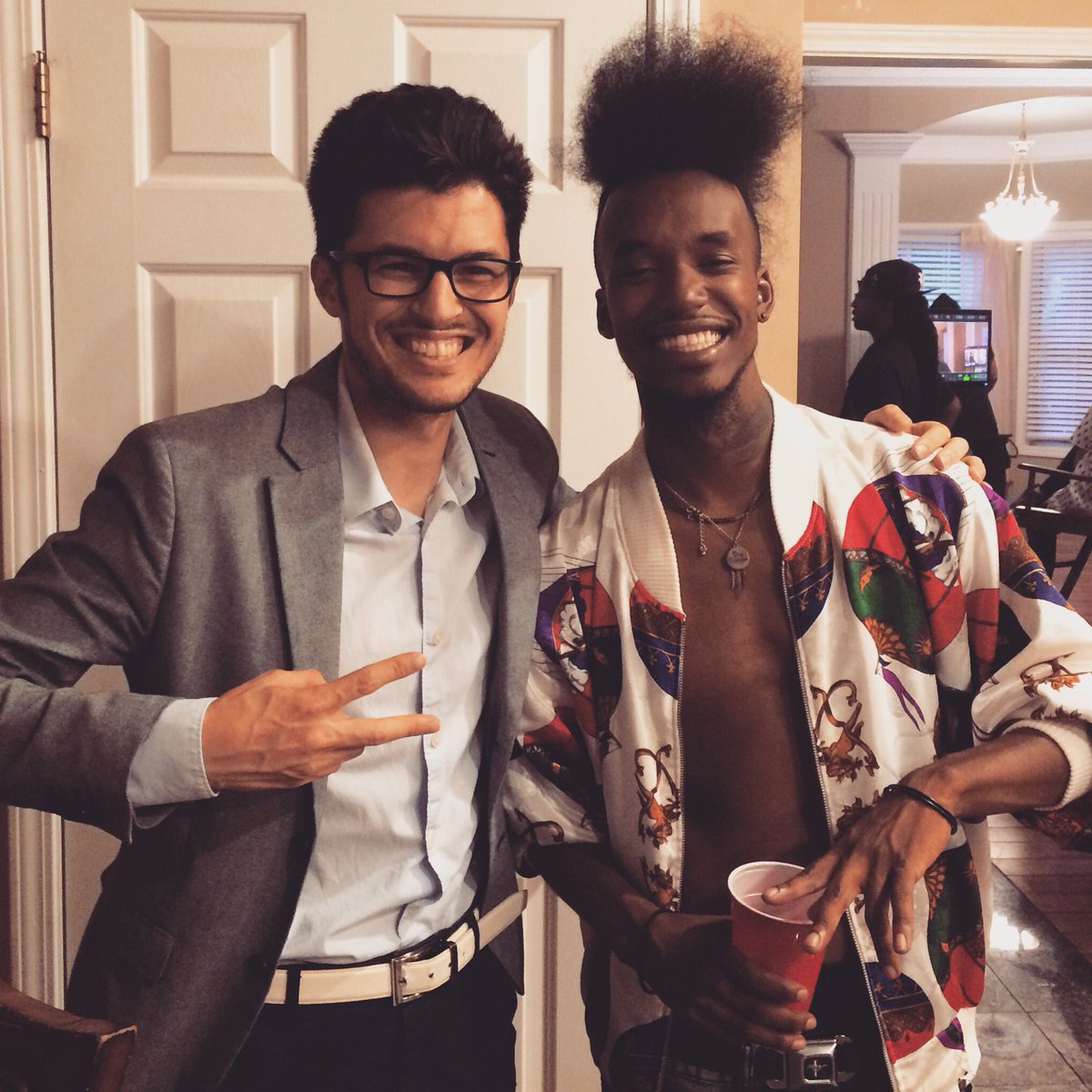 DanielEspeut's tweet photo. Hanging #onset with the #talented @WillieHyNbaby!
#UEDStudios #WillieHyn #MusicVideo #Atlanta #Music https://t.co/dUvuBrxv8a