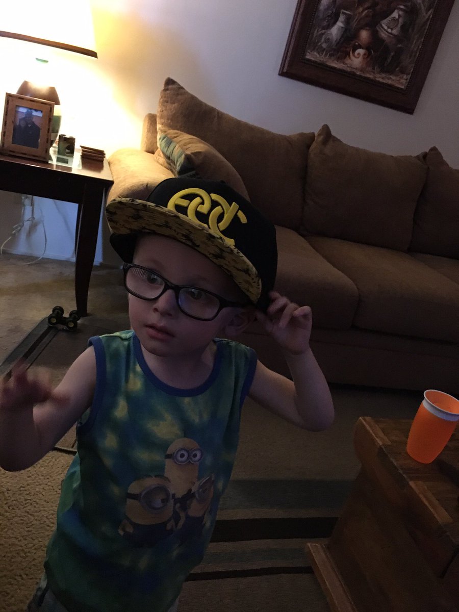 Tahafurst's tweet photo. @PasqualeRotella he's planning on celebrating EDC's 35th anniversary #edc20 #tooyoung #minions https://t.co/09YJ1W4qQQ