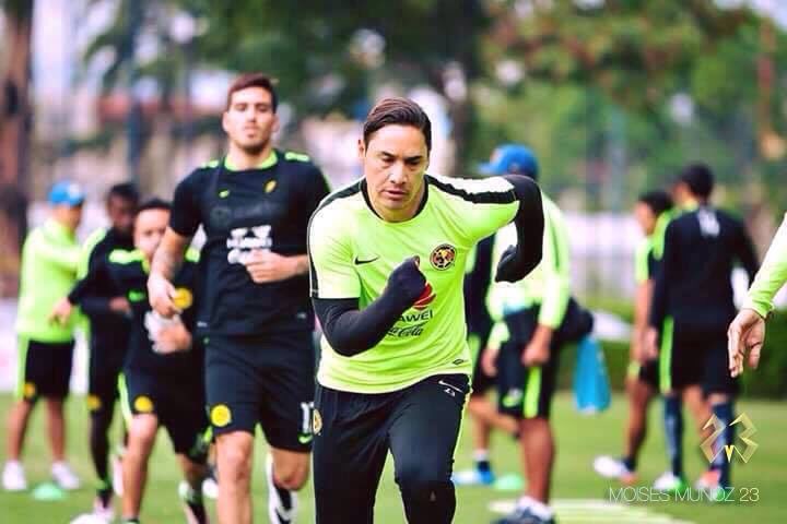 MoyMu23's tweet photo. 'Donde termina el esfuerzo, comienza el fracaso. ¡Nunca te rindas! #MM23 👊🏼 https://t.co/TJecyhBAZh