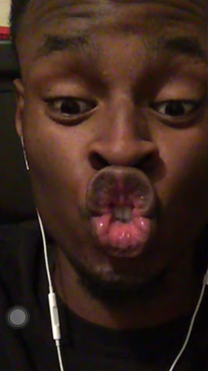TAM3RAJ96's tweet photo. #EmbarrassYourFriends Gotemπ https://t.co/rIKRgeIcvy