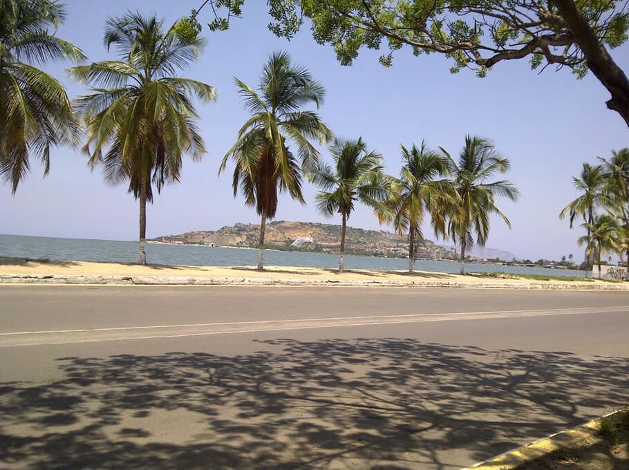 TusPlayas's tweet photo. Jueves 23 de Junio a las 3 pm limpiaremos tramo de playa Mansa en Lechería con niños de UE Eduardo Blanco. Asiste! https://t.co/S7xqzbEVO5
