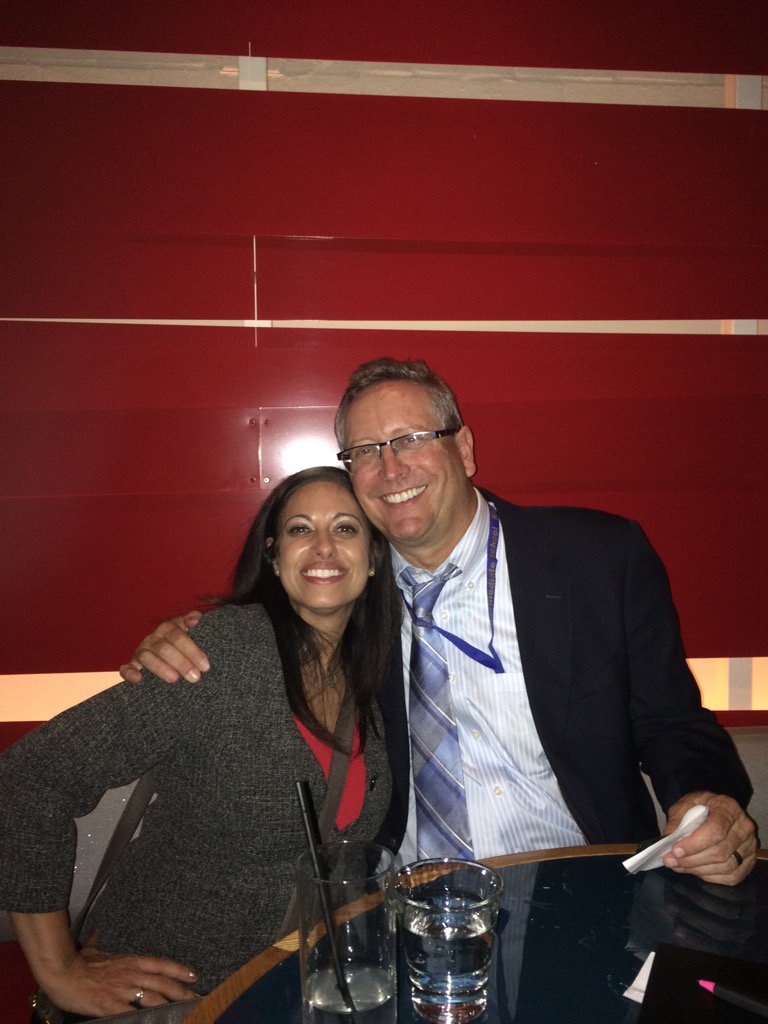 nancydiab11's tweet photo. @BruceCaughey what an awesome night hanging out! #nasspdc https://t.co/YZwpOvcRZ5