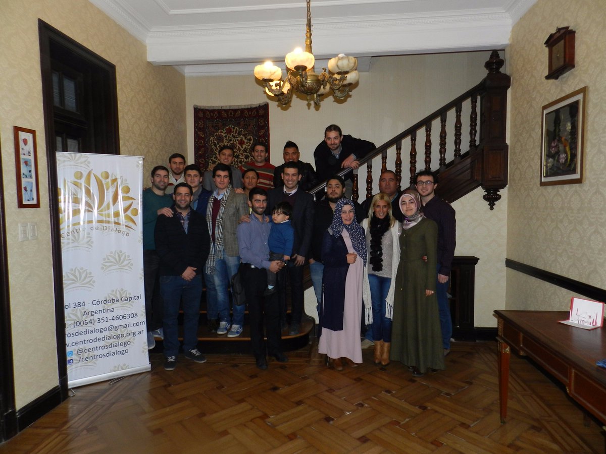 Centrosdialogo's tweet photo. La cena de Ramadán con los autoridades de la Agencia Córdoba Joven y su presidente, Sr. Paulo Leonardo Cassinerio. https://t.co/7ZORxGJ3pl