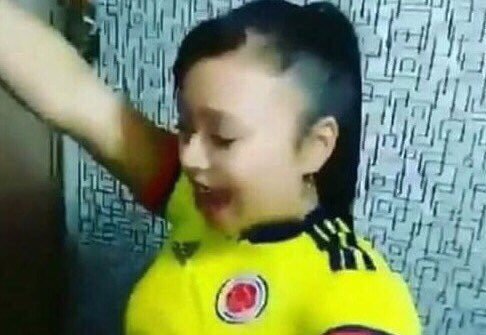andresduke's tweet photo. RT si crees que ella es la nueva "sal de Colombia" https://t.co/XP0ynlQ2fk