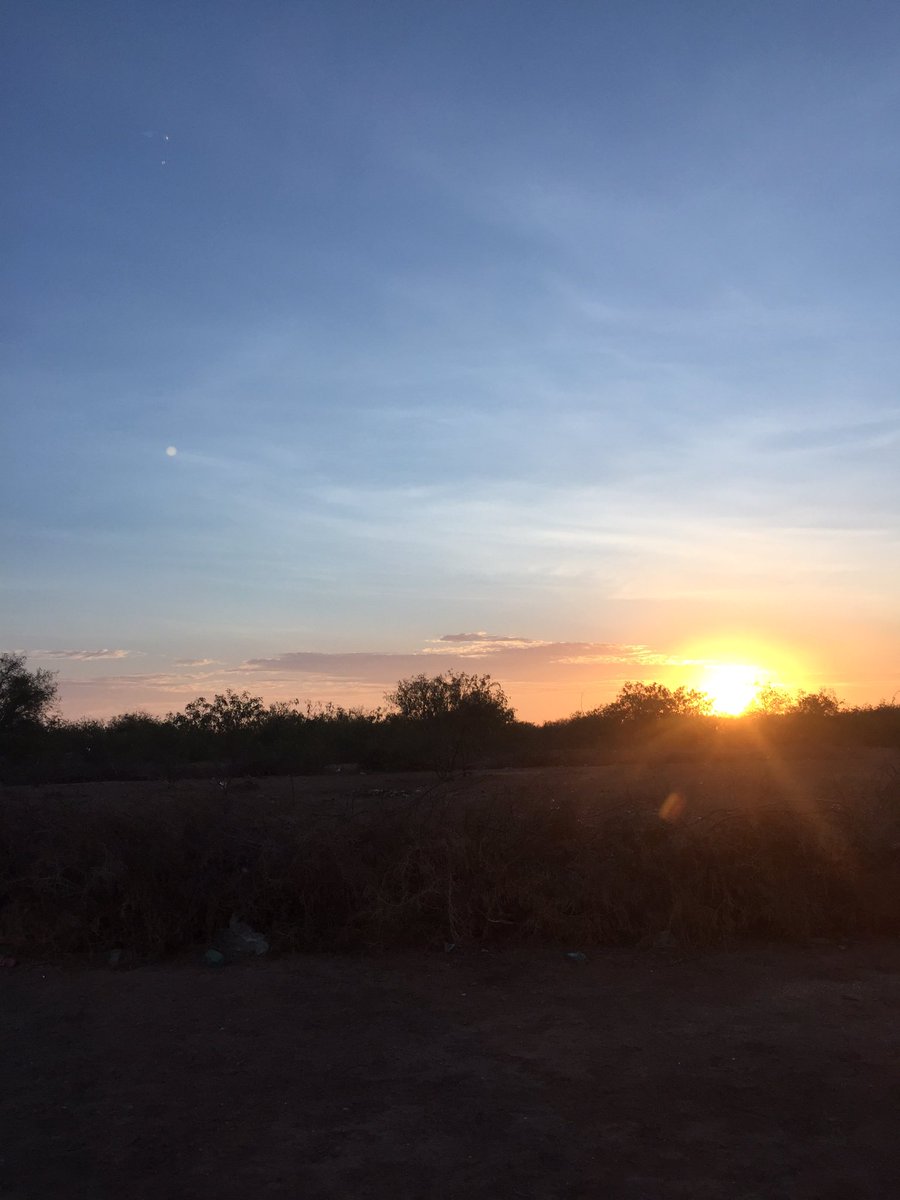any_ibarra's tweet photo. Las Bocas #Atardecer 🌥  #BenditaNaturaleza 🙏🏼 ccp: @ReynaTrejo_N https://t.co/g0w0RZyDfC