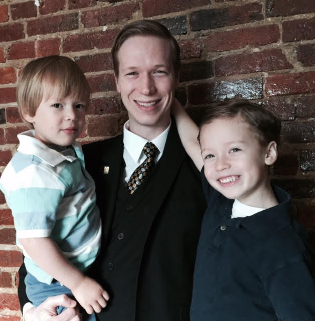 WillardHotel's tweet photo. Meet #KidConcierge Brian and a few of our DC and Millie the Duck-themed treats! #TNTDC #WillardDC https://t.co/GNWxUvgf1H