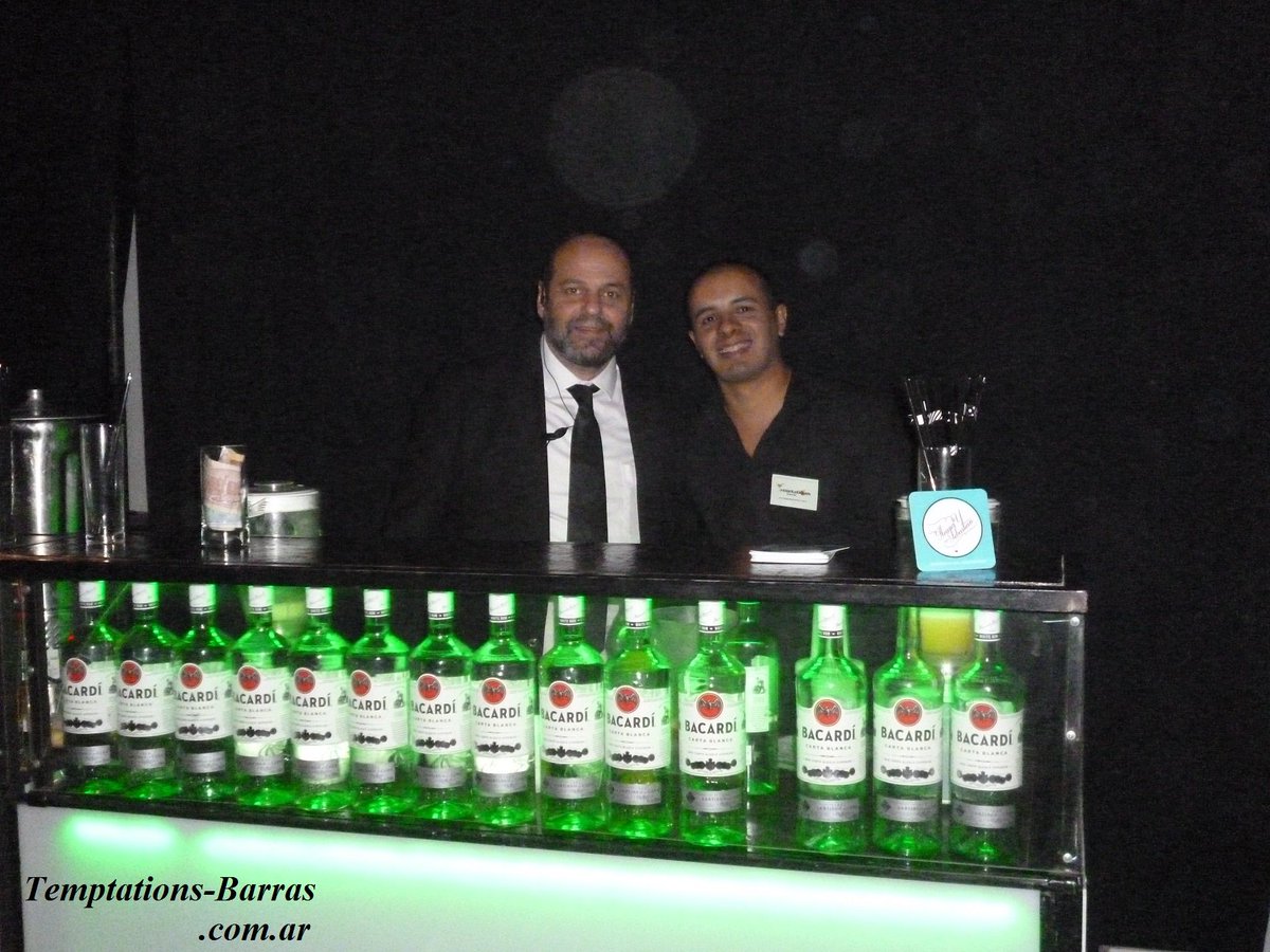 bartemptations's tweet image. Boda de ILeana y Seba 19/06/16 en Parque Norte @bartemptations  temptations-barras.com.ar