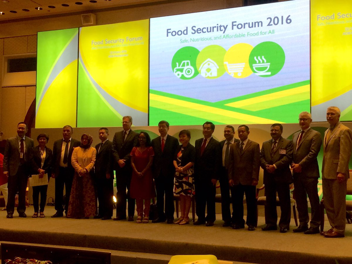 philanthropyind's tweet photo. Leaders Panel @ADB #FoodSec2016 w/ ADB Pres Nakao, VP Susantono. Shared commitment for food security #AsiaPacific. https://t.co/V99tHej7Zl