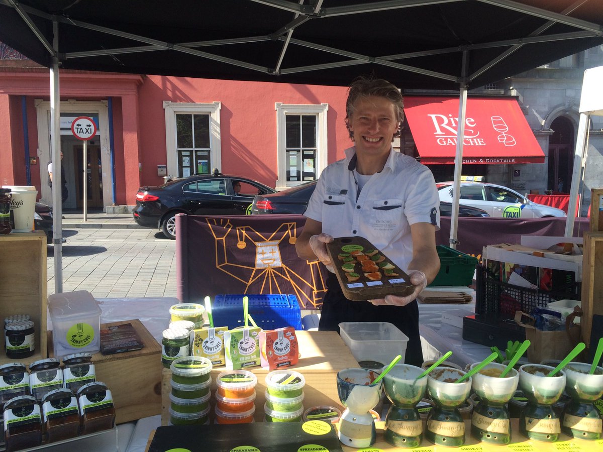 ANNAMARS2014's tweet image. Discover the flavour of Le Skinny Chef new concept creation @ Kilkenny Farmers Market