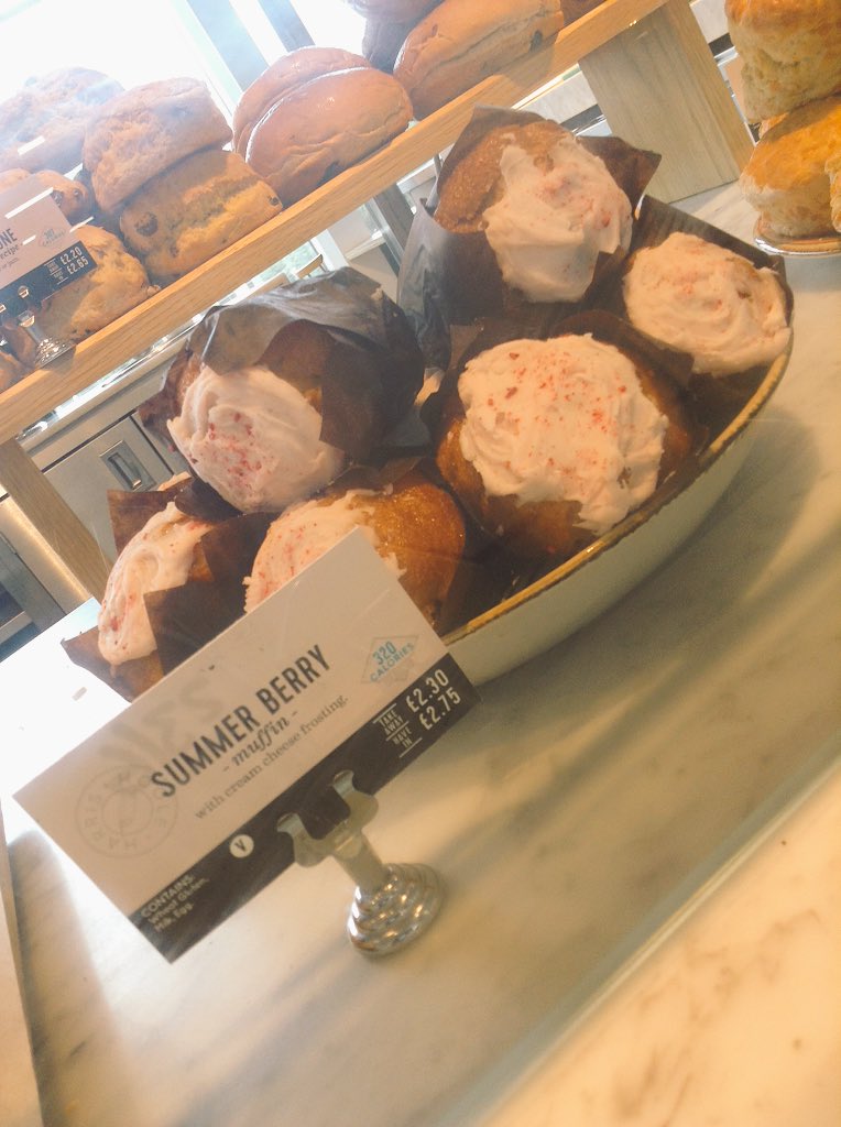 HH_Havant's tweet photo. Sweet tooth today? Come in store and try out new summer berry muffin #littletasteofsummer #britishsummer ☔️☀️🍰 https://t.co/X4iEtjh88E