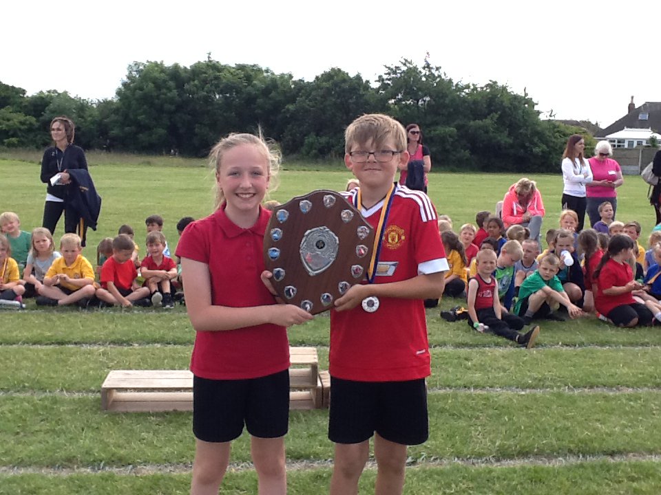 Amazing sports day at Larkholme. Well done children, thank you also to parents and support from @CardinalAllenPE