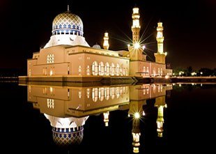 Azooki_Travel's tweet photo. #KOTA #KINABALU #CITY HALF DAY EXPERIENCE - A city full of iconic #landmarks. #Azooki https://t.co/aGQfoEwFzn https://t.co/RKNDLyqpOu
