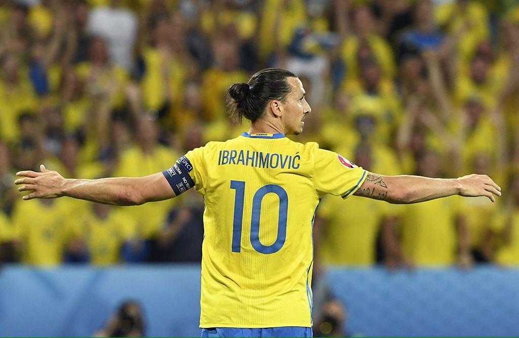 Zlatan memutuskan pensiun dari timnas Swedia setelah EURO kali ini. Happy retirement, <a href="/Ibra_official/">Zlatan Ibrahimović</a>. #swe