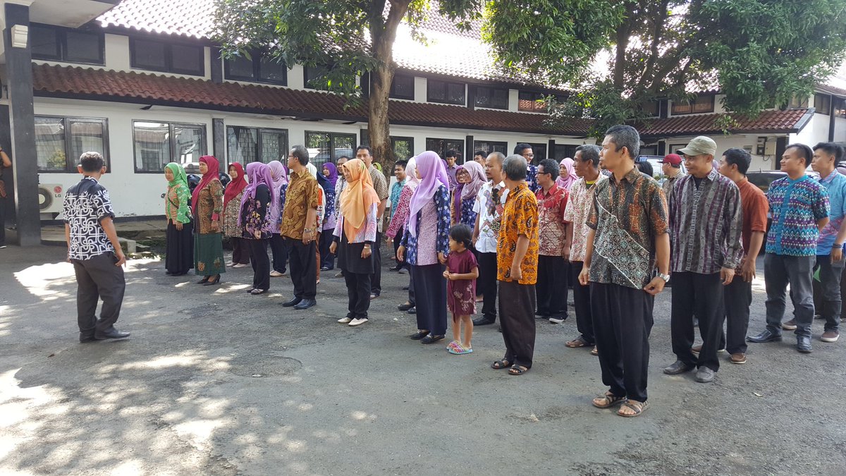 fuadanol's tweet photo. @DediMulyadi71 @dkk_purwakarta apel siang dinkes tgl 230616 https://t.co/PCOyzKB9VS
