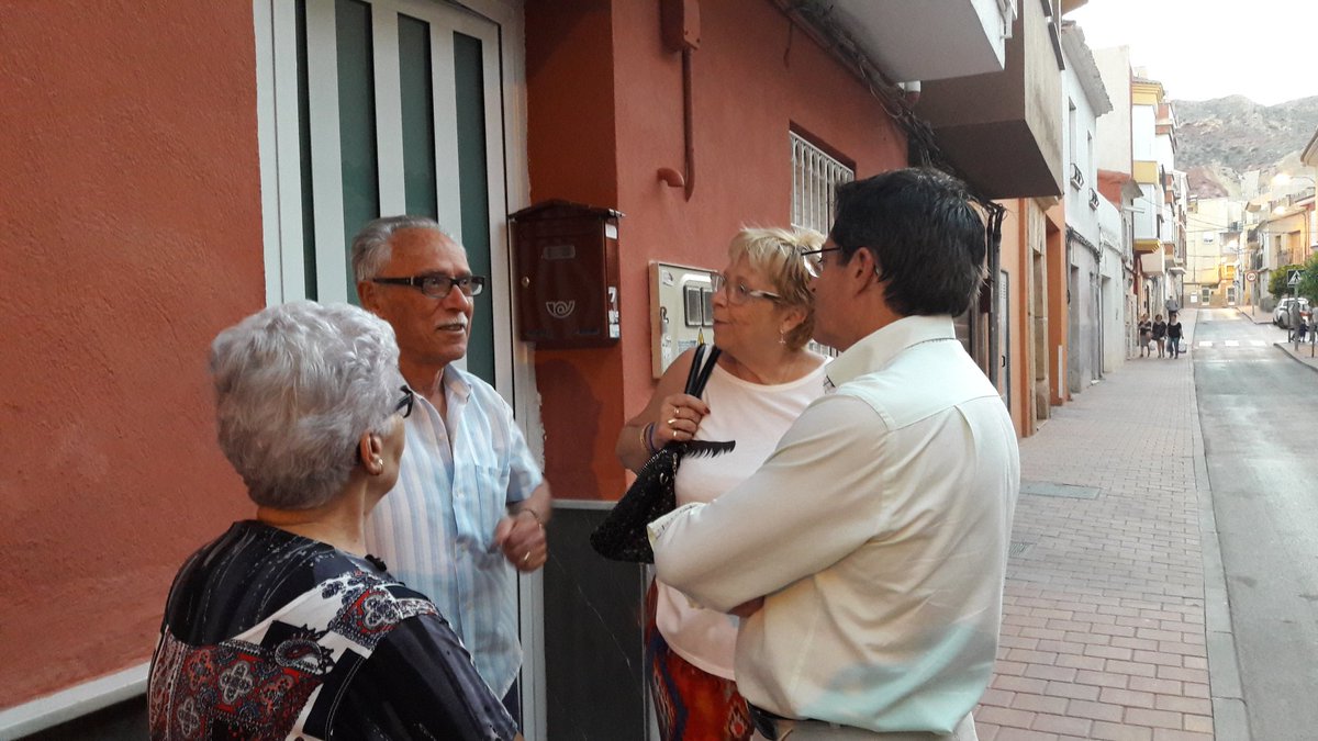 Visitando los Barrios Altos de #Lorca para conocer de primera mano las necesidades y los problemas de los vecinos
