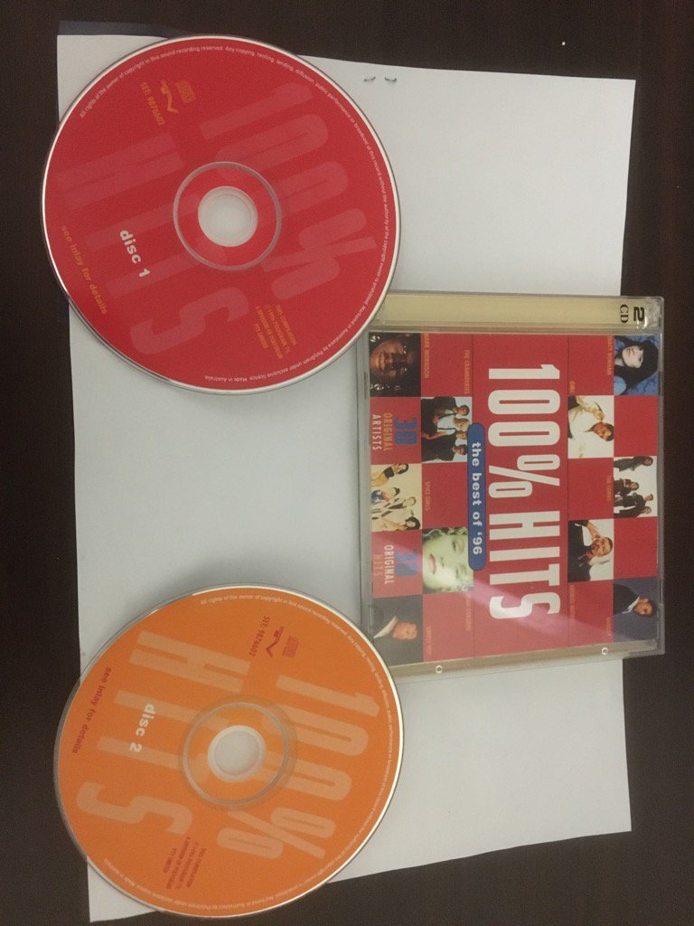 hotstuffsimon's tweet photo. @Jimmbaland hope you're listening to @katetimmarty for some of this #RedOrOrange #5DiscChanger #AntiSkip https://t.co/wrWFrLzYL2