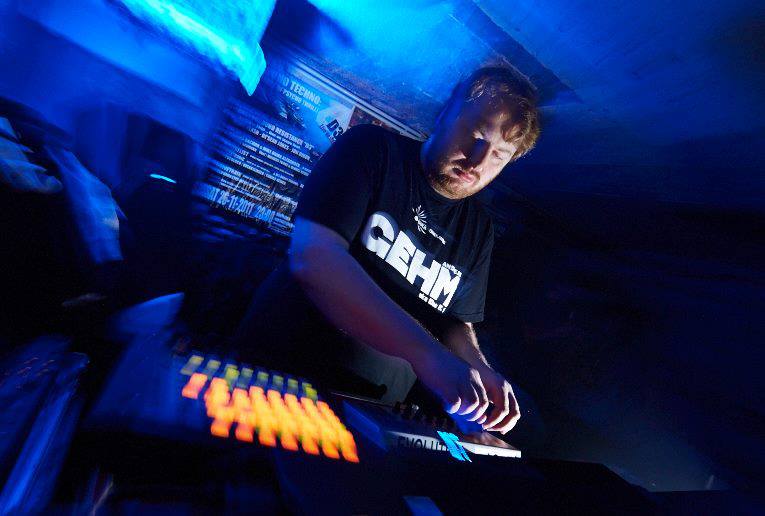 buy comp for #andreasgehm to support funeral costs. 129 tracks for 14 euro compforandreasgehm.bandcamp.com #elecpt1 #acid