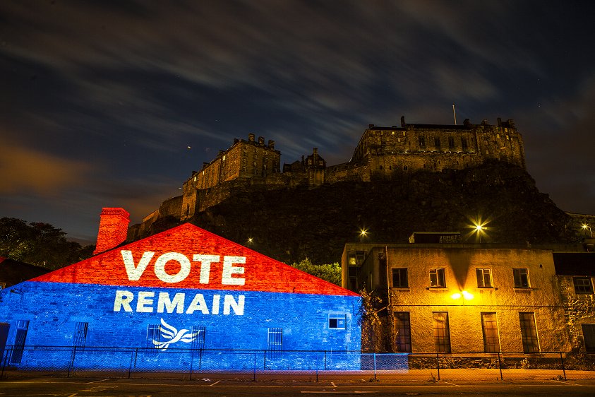 8 hours left to vote #Remain for a stronger, more prosperous Scotland #INtogether voteremain.win #EUref
