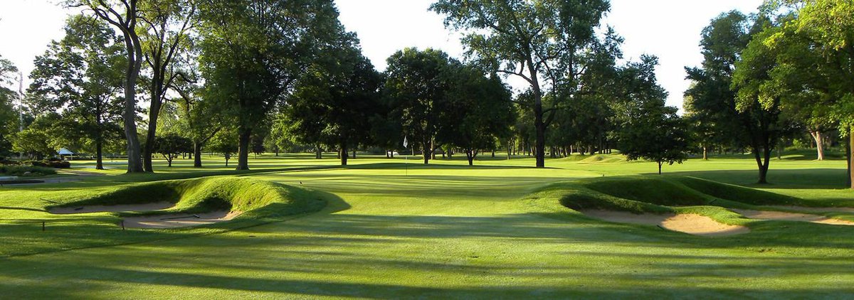 GolfNowChicago's tweet photo. Ravisloe Country Club in Homewood, IL has a rich heritage that embraces tradition. https://t.co/TFzm4mcFIg https://t.co/fy2nSbUnk1