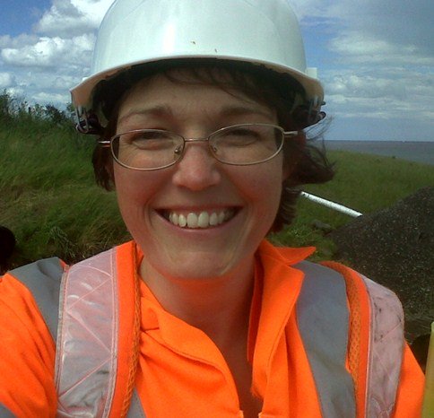 transportwm's tweet image. Clare loves working and feels at home on the railway @networkrail #NWED2016 #CreateAnything