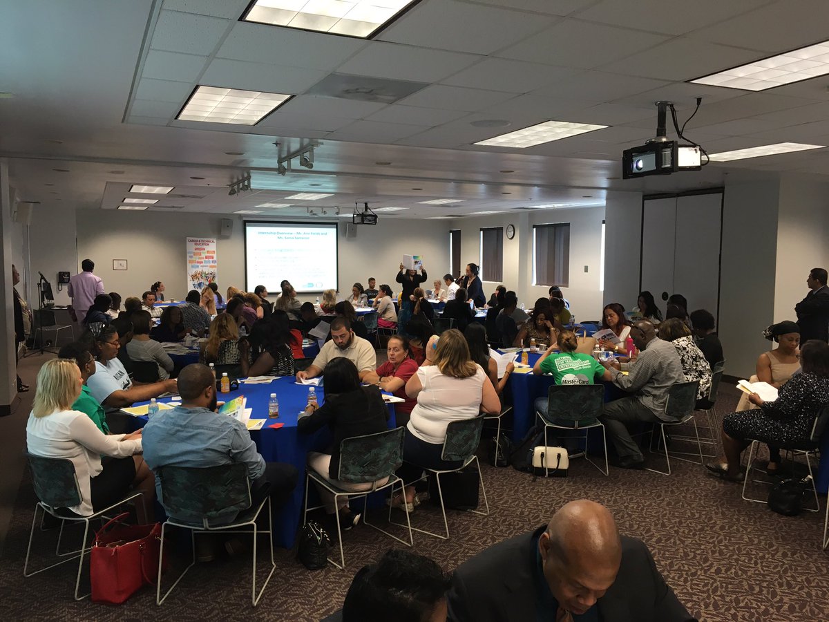 AlexFunkhouser's tweet photo. Over $2 million in internships grants, orientation: @MDCPSSTEAM @childrenstrust @fneigives @CTEMiami #SherlockTech https://t.co/t5aIRMYg9O