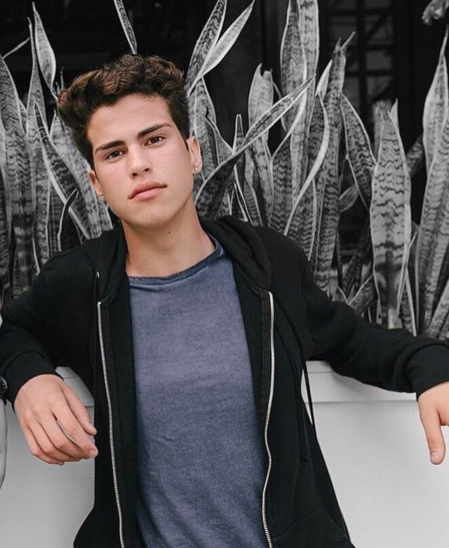 JareezyUpdates's tweet photo. From ig
(Dillon.juarez) (juareztwins) (David.juarez_) https://t.co/q6bJ8uFoVE