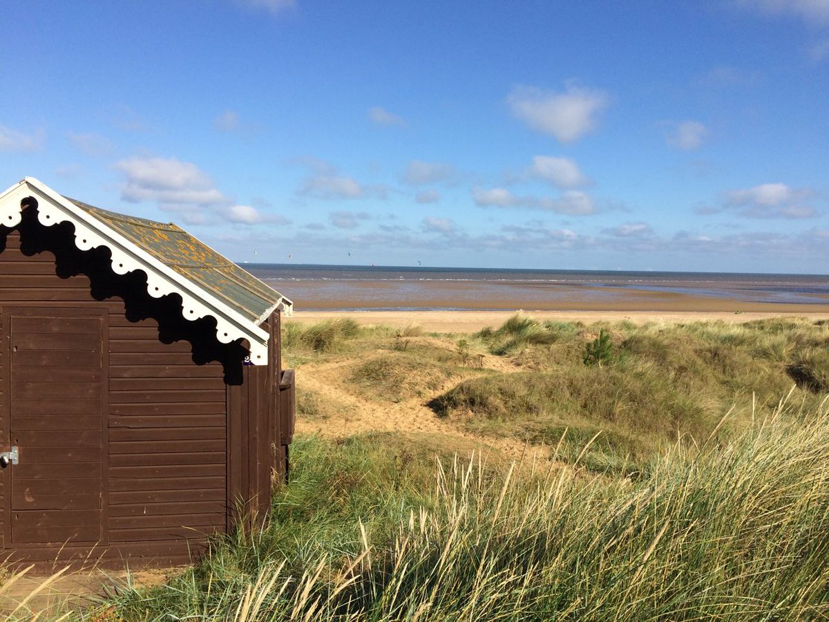 CarrLogCabins's tweet photo. @Millies_Huts And we make them! #Ahem Next year's #BHOTY project anyone?  https://t.co/63lgzDXGNZ https://t.co/YNEBIie4ZA