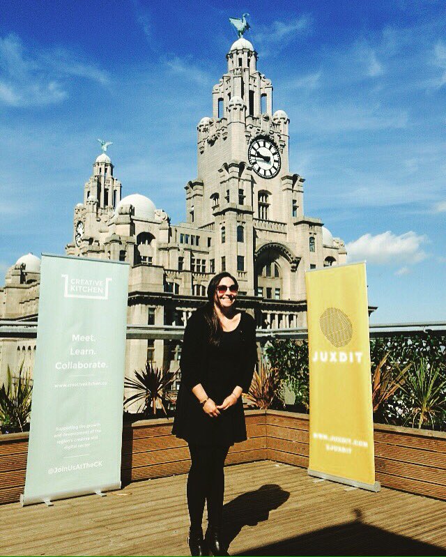 NaMaAguilera's tweet photo. Georgeous view from @OhMeOhMy_Liv of the #LiverBuilding. Thanks @JUXDIT and @JoinUsAtTheCK for a great start today https://t.co/tuetgINpX8