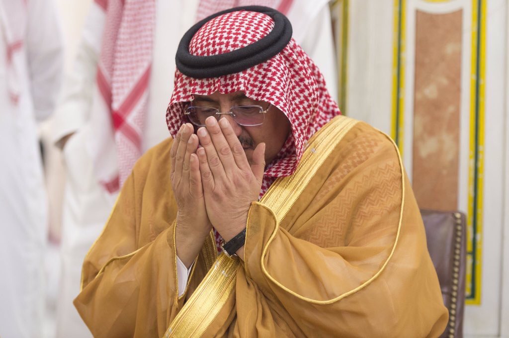 nj_hj1's tweet photo. ارفع  يدينك للسماء لا عدمناك
الامن أمـن الله  ولا  يلحقك شك
مد الوطن يمناه في كف يمناك
يمنى(ن) قوية دكت المعتدي دك https://t.co/sUIYdktMax