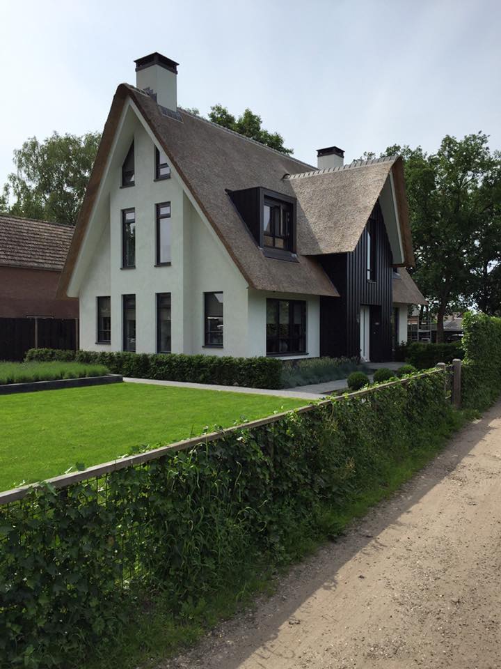 Vrijstaande woning in #Uddel voorzien van gevel stucwerk #mooiresultaat