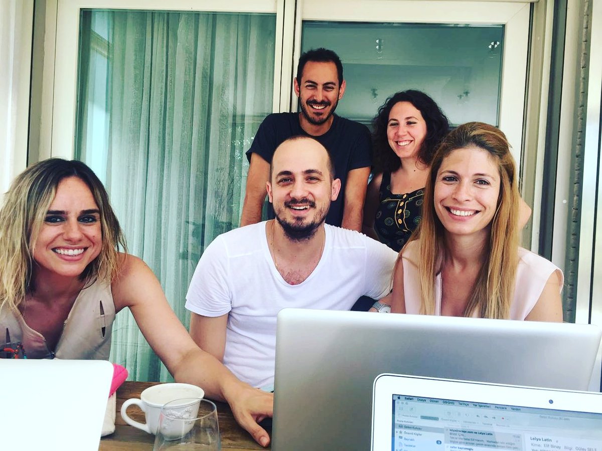 Asitaneyapim's tweet photo. Bizi sorarsanız keyifle çalışıyoruz 💪
#asitanesette #asitaneworks #asitane  #erginturunç https://t.co/sjra97fvRP