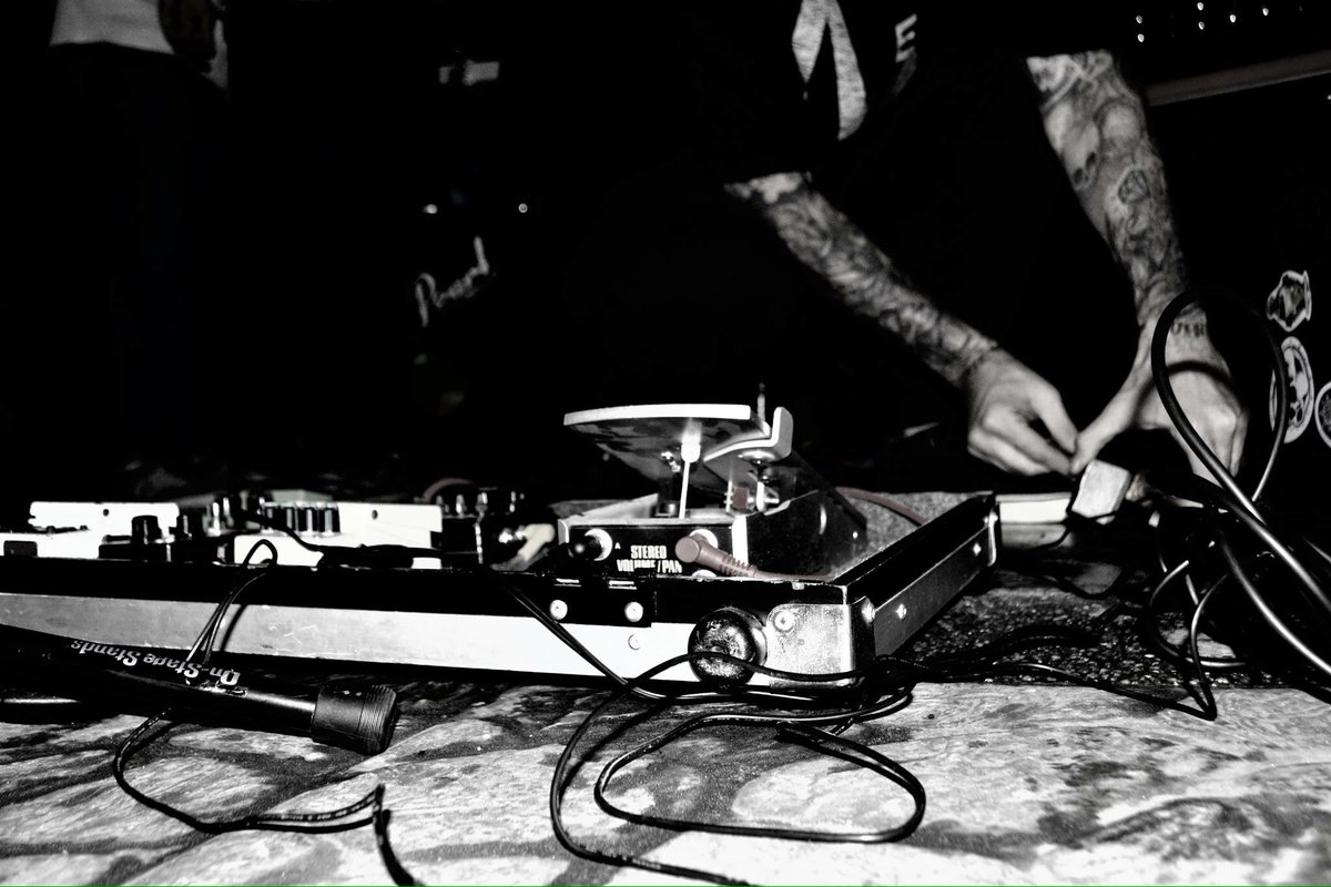 LA TINTA BANDA tweet media