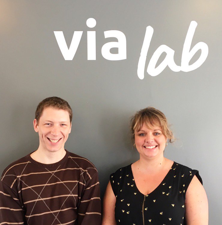 Viadeo's tweet image. Viadeo incube sa première startup en partenariat avec @LeLabRH.
Bienvenue à @Coxibiz ! ➡ bit.ly/28P1Elh