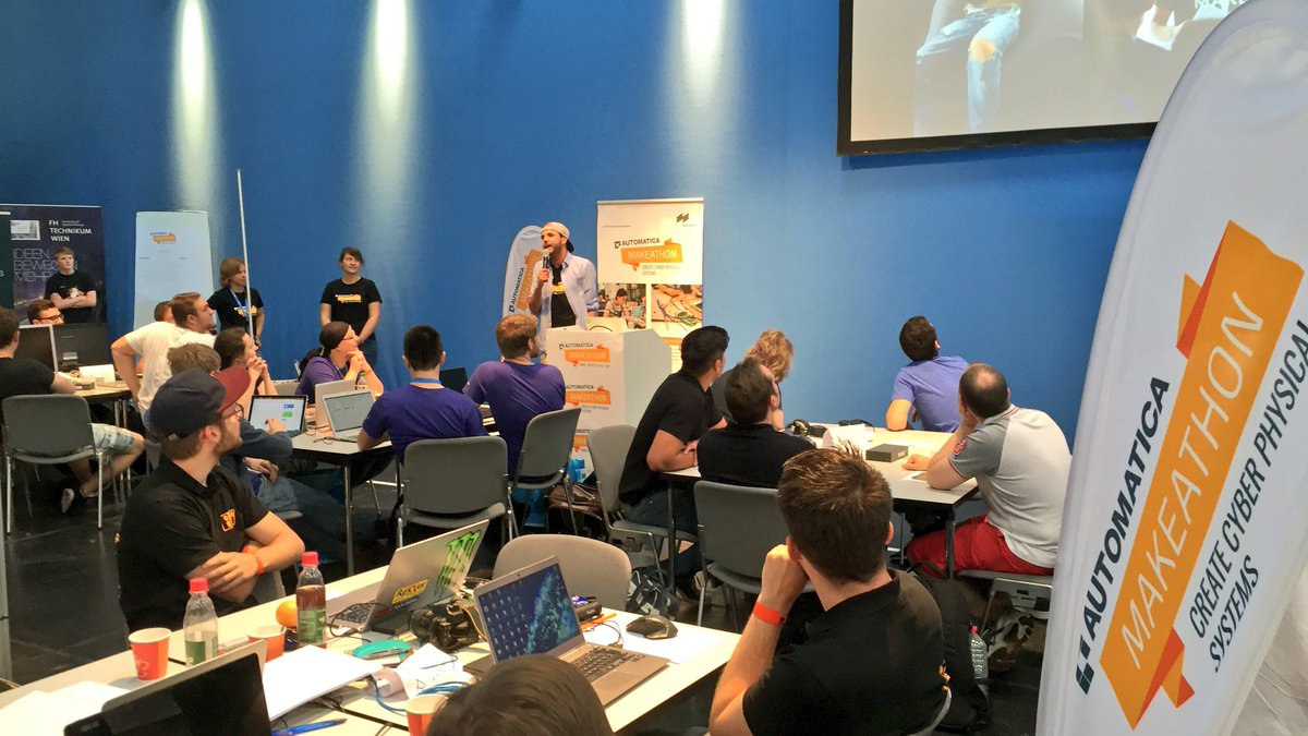 Great #makeautomatica kickoff with <a href="/philpipp/">Philip Schneider</a> <a href="/AUTOMATICAfair/">automatica</a> <a href="/burdahackday/">Burda Hackday</a> #Automatica2016 #itq #conradcommunity