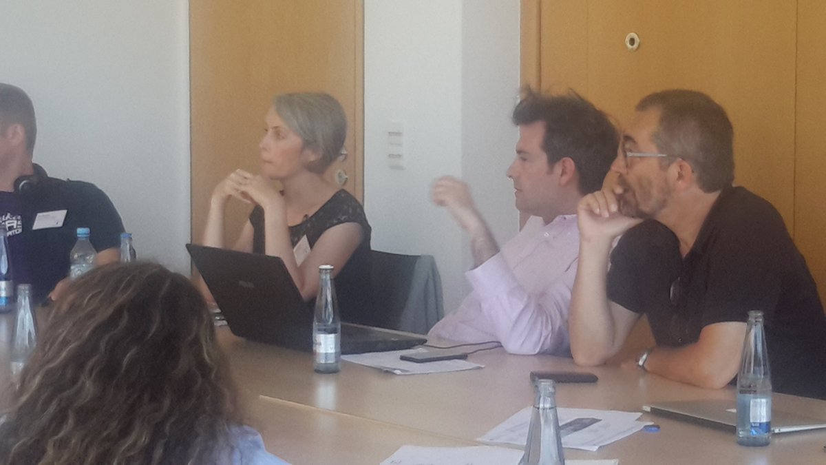 Contractual issues may work for or against such devices for #assistedliving and #telecare. 
#mappingresponsibilities