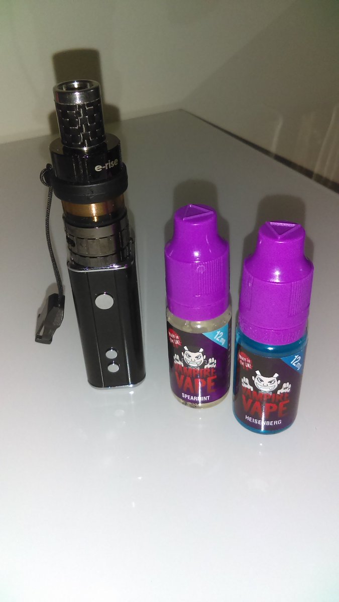 BpDevelopments3's tweet photo. 2weeks of no smoking!!! #vapelife #chasingcloud #health https://t.co/0uYiQe9aqp