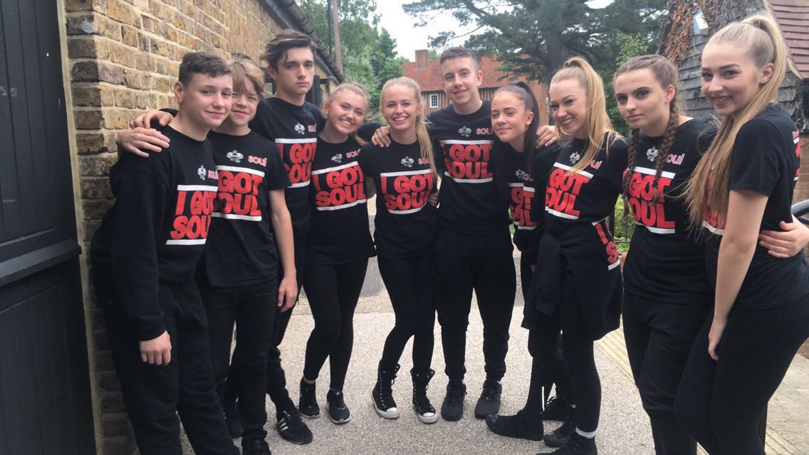 KurtisLee's tweet photo. Great shows on Sunday @Gotsoulofficial love these guys 😊 https://t.co/hwGWx2S0ns