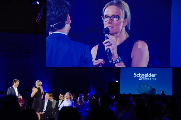 journaldunet's tweet photo. Schneider Electric veut fédérer 1 million de partenaires via Salesforce d'ici 2020  https://t.co/UK7B7UHOKH https://t.co/pNO5tQvMnT