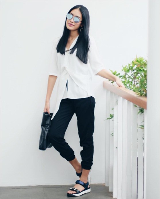 Alika Islamadina play casual with our sporty sandal. | Repost <a href="/alikaislamadina/">K. Alika Islamadina</a>