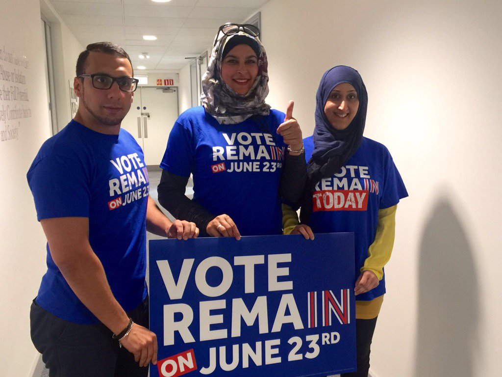 WMidsStrongerIn's tweet photo. #StrongerIn team about to head out to Lady Pool Road in #Birmingham. Say hello if you see us #BrumBetterIn https://t.co/uevGnzswf4