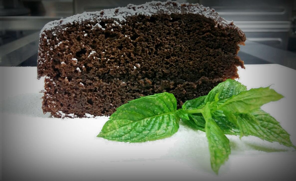SeleneSelli's tweet photo. Sacher Torta🍰 #homemade #sacher #sweet #hotelvirginia #food #hotel #eat https://t.co/Jmz2FPrW7Z