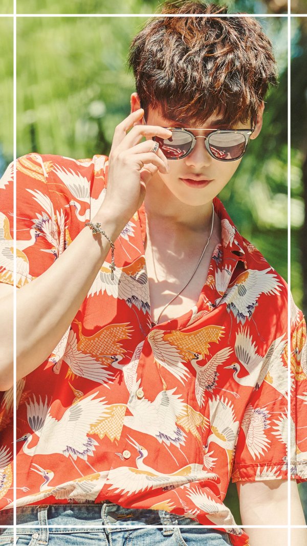 写真 230616 Lee Jong Suk Phone Lockscreen / Wallpaper #leejongsuk