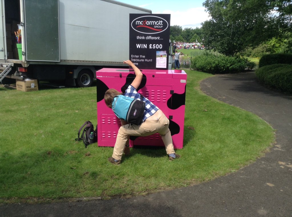 <a href="/MDGteam/">McDermott Group Ltd</a> <a href="/ScotlandRHShow/">Royal Highland Show</a> Put it down, you have to win it not steal it....#RHS2016