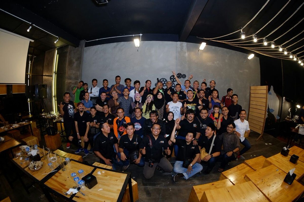 Aku,kau dan kalian...kita adalah Komunitas Fotografi Pekanbaru