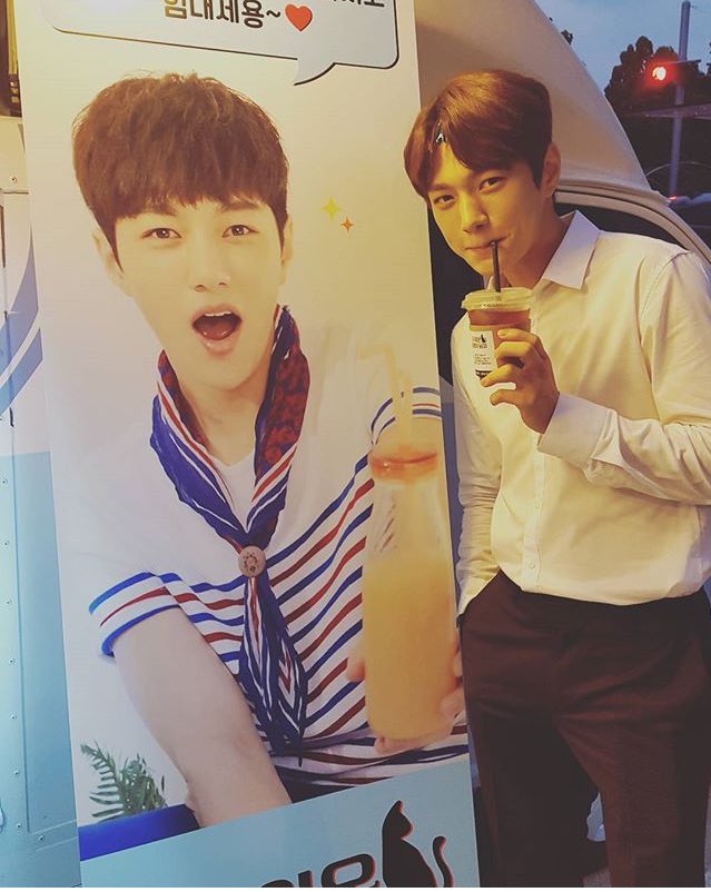 160622 L - coffeewang38's photo instagram.com/p/BG9oxIwTClO/