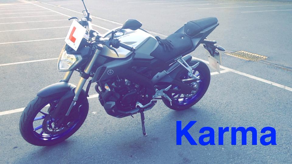 _CaraWhite_'s tweet photo. STOLEN Tuesday night from #Ingatestone #Essex. Please look out for a #Yamaha #MT125. Reg EF16 BLK. #EssexPolice https://t.co/TsET4h8zDu