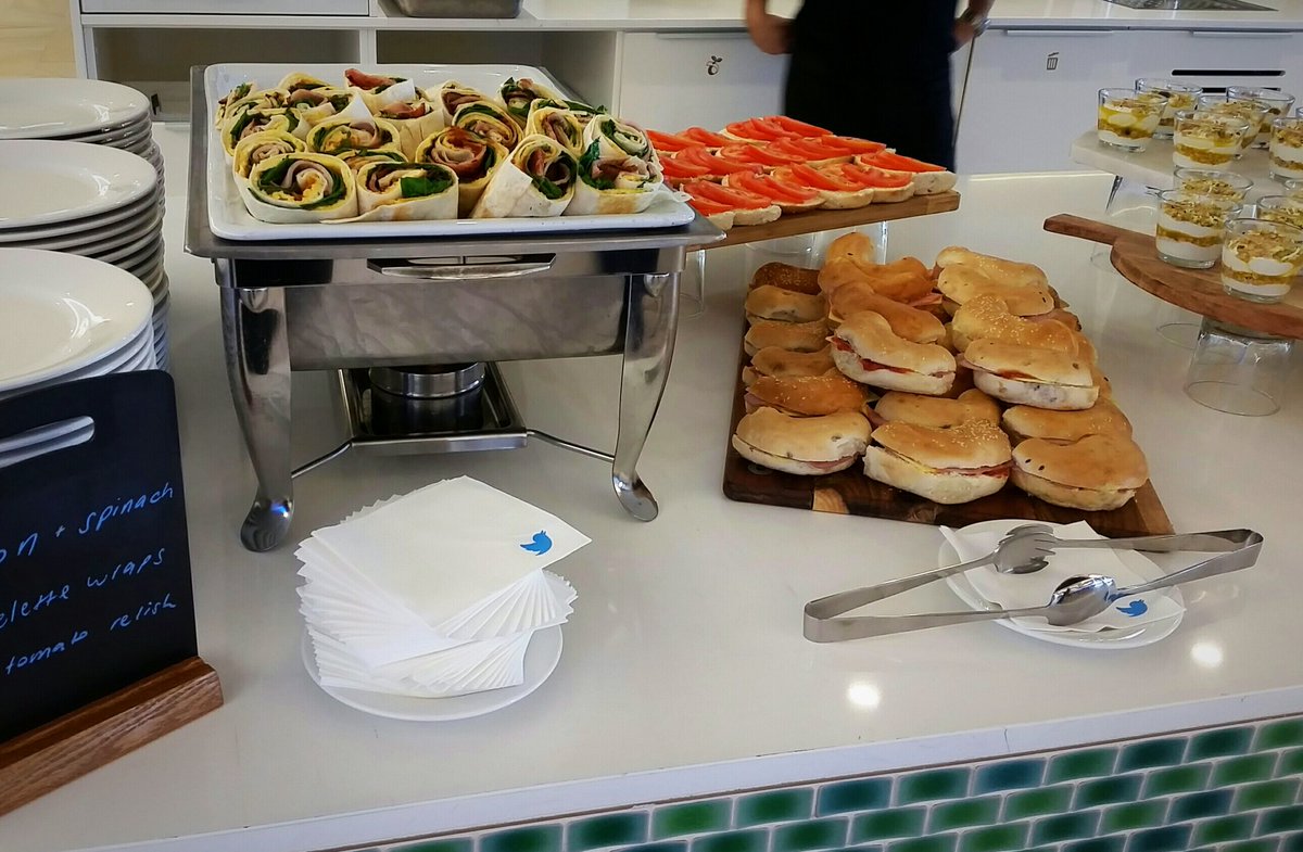 LozzySimp's tweet photo. #BreakfastWithTwitter was delicious!
@TwitterREW https://t.co/Pj3NCafrPu