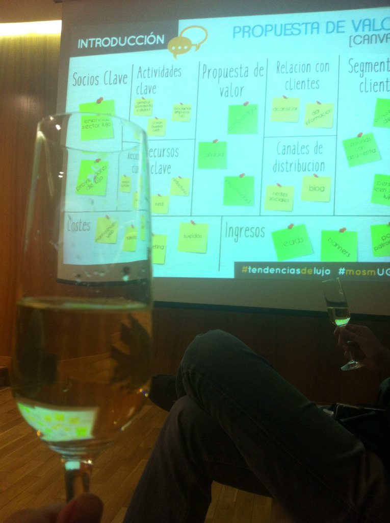 Sempatika_emr's tweet photo. Un final de lujo para esta mañana de #TFM con @TendenciasLujo @MasterMOSM #TuSerasMosm https://t.co/ha0eyQAjJL