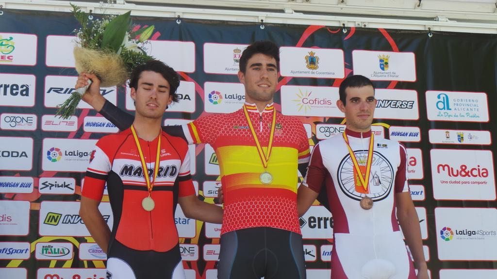 FundaCiclisEusk's tweet photo. Campeonato España sub23 CRI: @osquillargol,  BRONCE. @MarcBuades24 9º, @lopezfuentesd9 19º.ORO para Martin Bouzas https://t.co/2i3dBCBChE