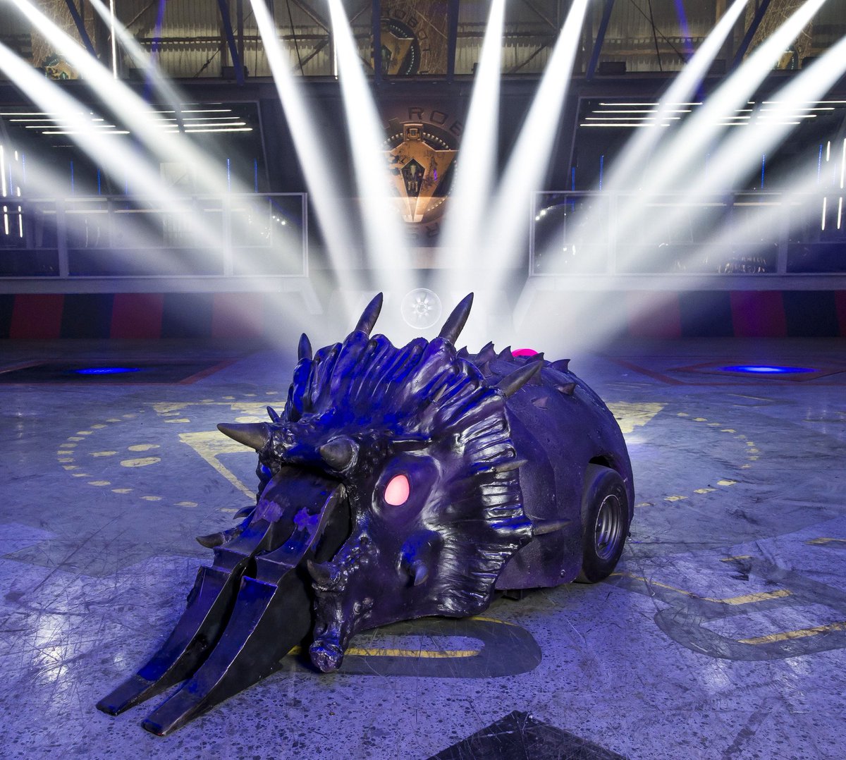 BBCNewsEnts's tweet photo. New #Robotwars robots have been revealed - welcome Sir Killalot, Matilda, Shunt and Dead Metal @UKRobotWars https://t.co/06MfkLzoON
